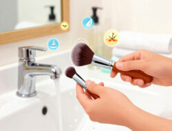 Pentingnya Menjaga Kebersihan Kuas Make Up Untuk Menghindari Jerawat Pada Wajah